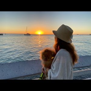 Meet your Posher, Magda